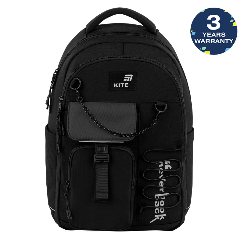 Rucsac școlar Kite Dark Matter negru cu compartimente multiple, lanț și șireturi decorative