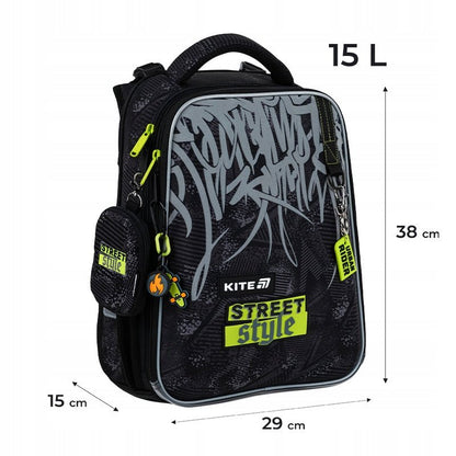 Kite K25-531M-4 – tornister z ramą i usztywnioną klapą, z portfelem w komplecie, dla uczniów 1-4 klasy.
