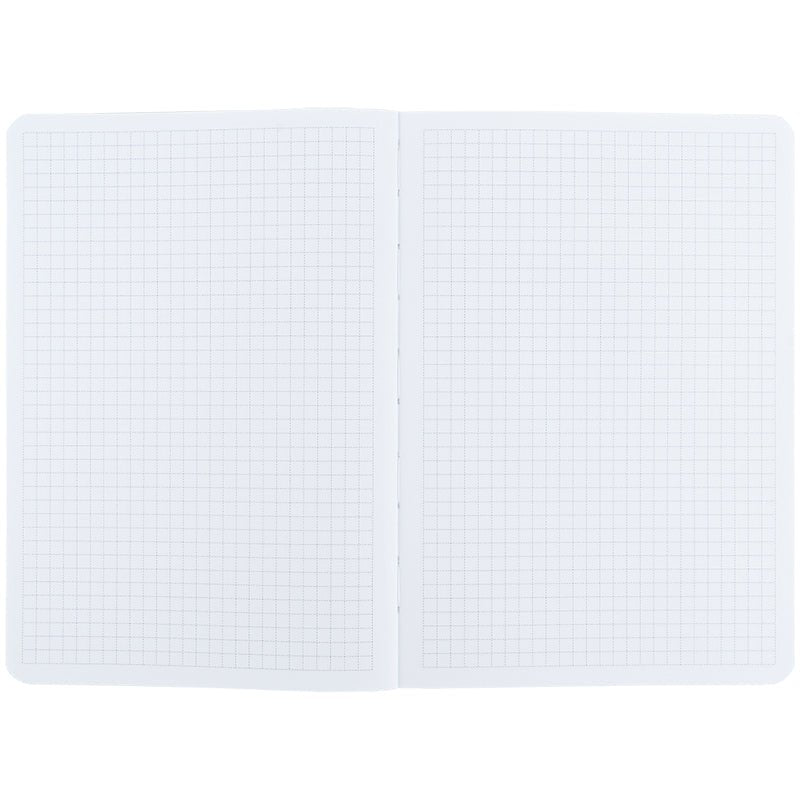 Notes w kratkę A5 Axent – biały papier wysokiej jakości i kolorowa wyklejka.