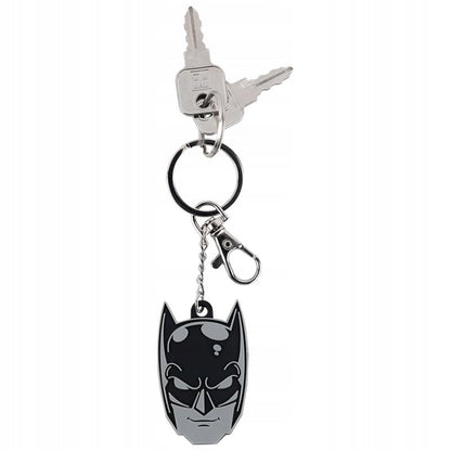 Brelok Batman zawieszony na kluczach