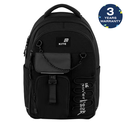 Rucsac școlar Kite Dark Matter negru cu compartimente multiple, lanț și șireturi decorative
