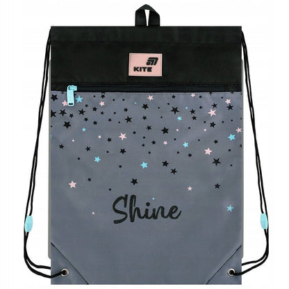 Zbliżenie na zamek dodatkowej komory w modelu Shine.