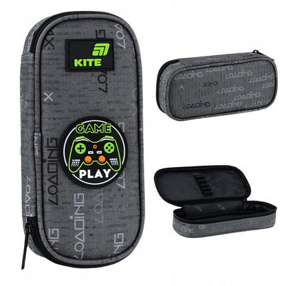 Usztywniany piornik dla chlopca Kite Game Play widoczny z każdej perspektywy.