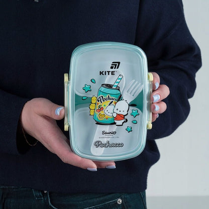 Funkcjonalny lunchbox Kite Pochacco idealny do szkoły i na rodzinny piknik.