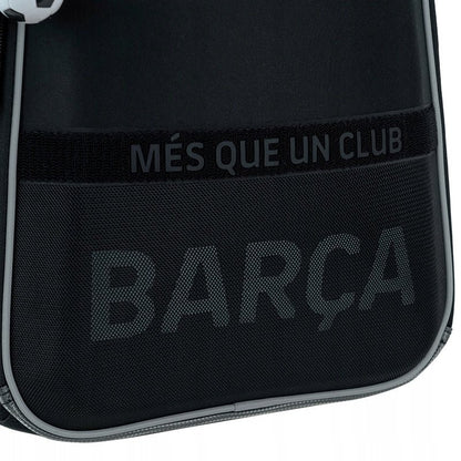 Elementy odblaskowe zwiększające bezpieczeństwo plecaka Kite FC Barcelona