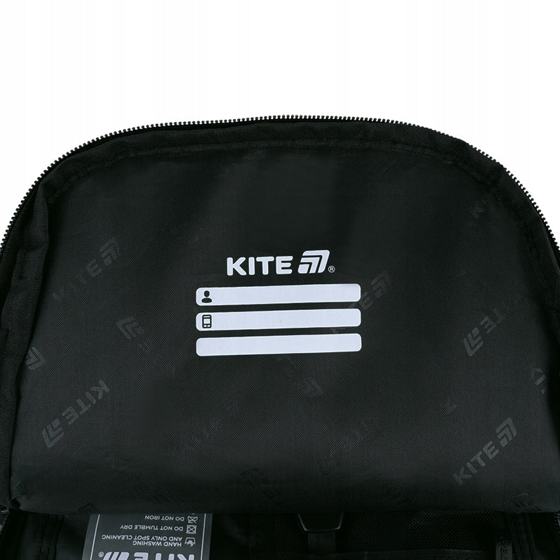 Pole na dane personalne wewnątrz plecaka Kite