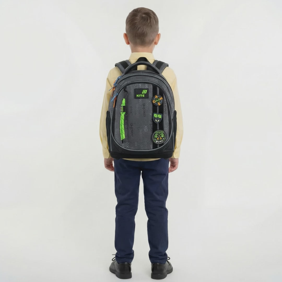 Rucsac școlar ortopedic Kite Good Game pentru băieți cu petice
