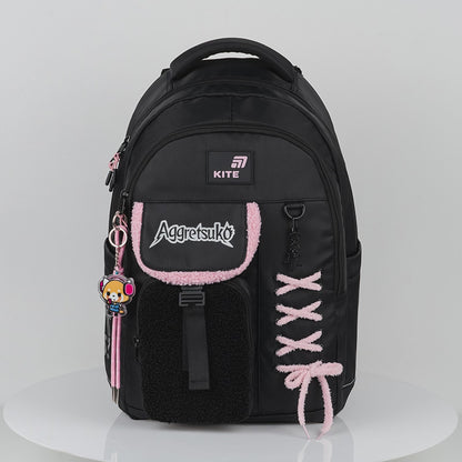 Rucsac școlar Kite Aggretsuko negru cu compartimente multiple, confecționat din material bouclé și șireturi